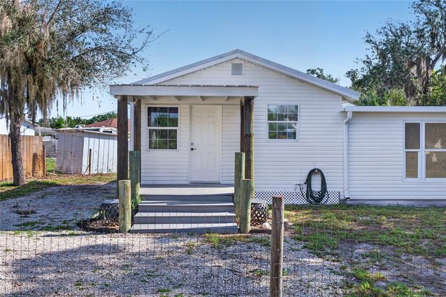 8024 HILLMAN AVENUE, Punta Gorda, FL 33982