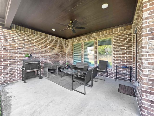 10340 Dominion Ranch Drive, Port Arthur, TX 77640