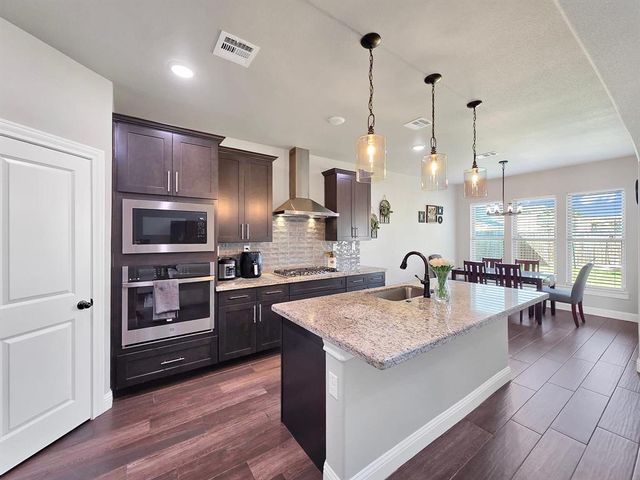 10340 Dominion Ranch Drive, Port Arthur, TX 77640