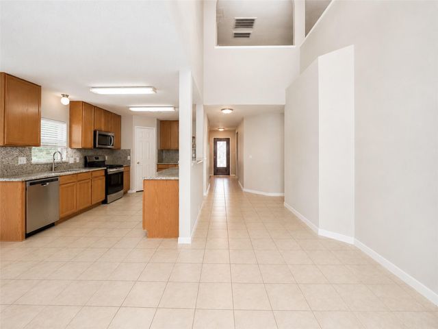 17435 S Summit Canyon Drive, Houston, TX 77095
