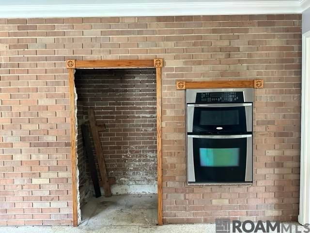 1087 Sherwood Forest Blvd, Baton Rouge, LA 70815