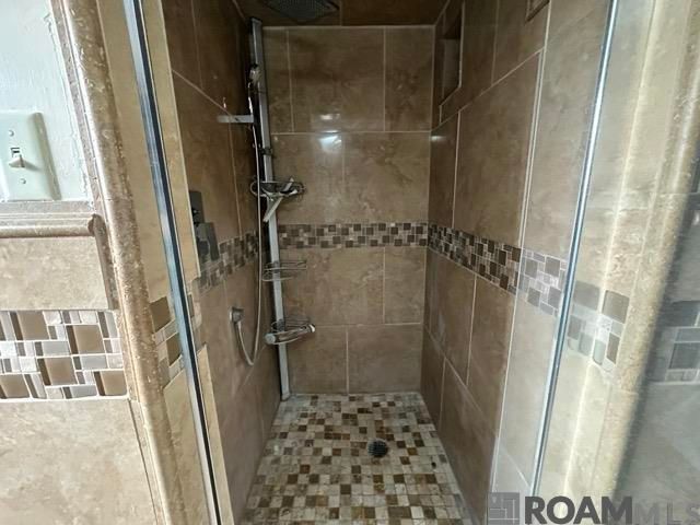 1087 Sherwood Forest Blvd, Baton Rouge, LA 70815