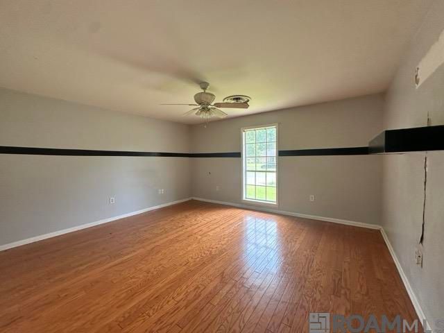 1087 Sherwood Forest Blvd, Baton Rouge, LA 70815