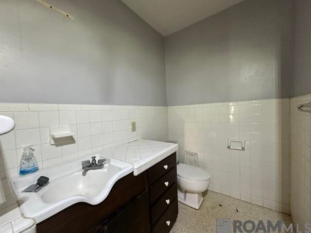 1087 Sherwood Forest Blvd, Baton Rouge, LA 70815