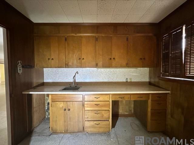 1087 Sherwood Forest Blvd, Baton Rouge, LA 70815