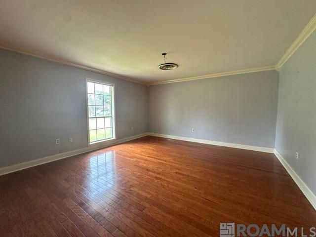 1087 Sherwood Forest Blvd, Baton Rouge, LA 70815