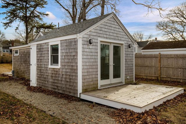 18 Cross Street, Dennis Port, MA 02639