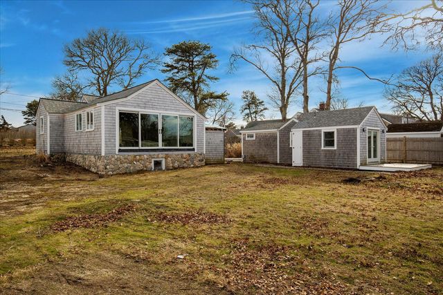 18 Cross Street, Dennis Port, MA 02639
