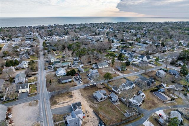 18 Cross Street, Dennis Port, MA 02639