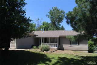 27614 Beverly Drive, Wright City, MO 63390