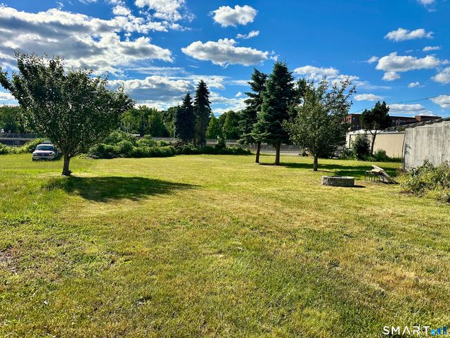 310 North Colony Street, Wallingford, CT 06492