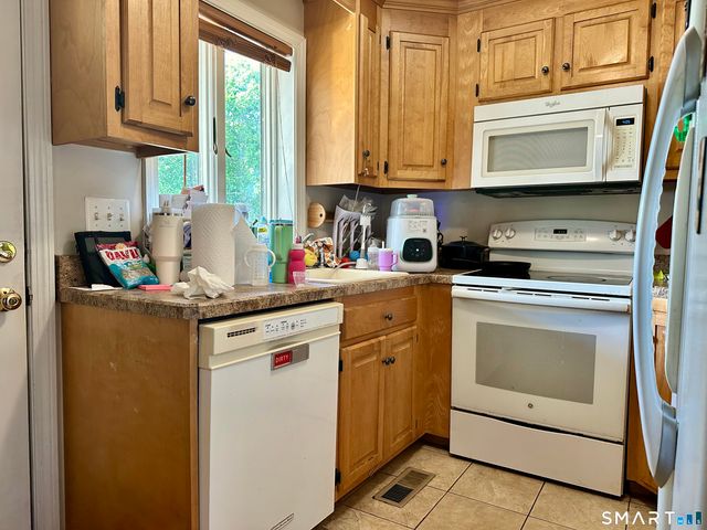 310 North Colony Street, Wallingford, CT 06492