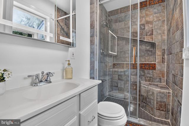 8511 FREYMAN DR, Chevy Chase, MD 20815