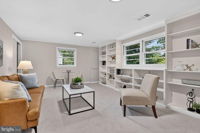 8511 FREYMAN DR, Chevy Chase, MD 20815