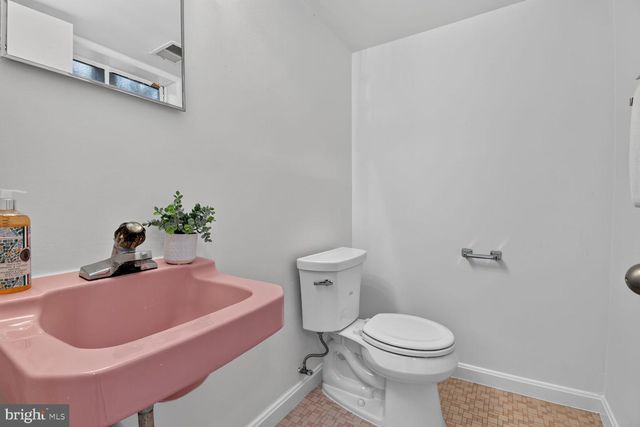 8511 FREYMAN DR, Chevy Chase, MD 20815