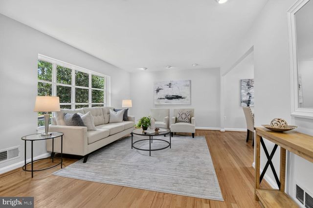 8511 FREYMAN DR, Chevy Chase, MD 20815