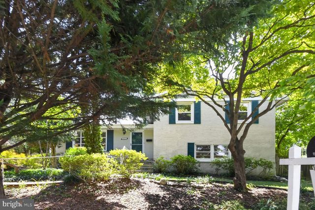 8511 FREYMAN DR, Chevy Chase, MD 20815