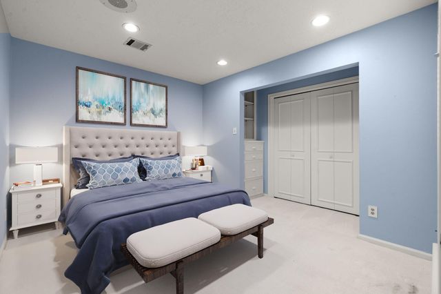 154 Lakeside Drive, Montgomery, TX 77356