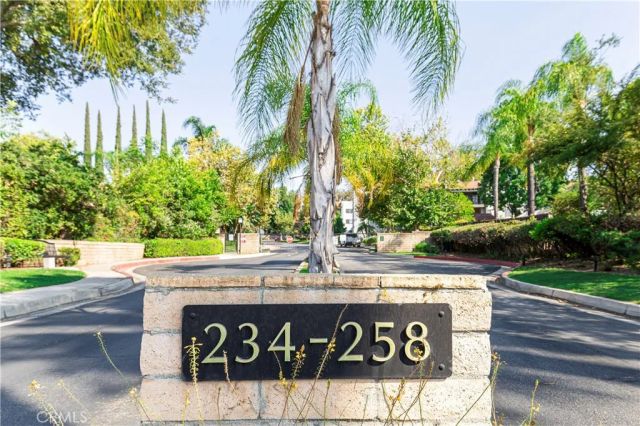 250 Fern Avenue 110, Redlands, CA 92373