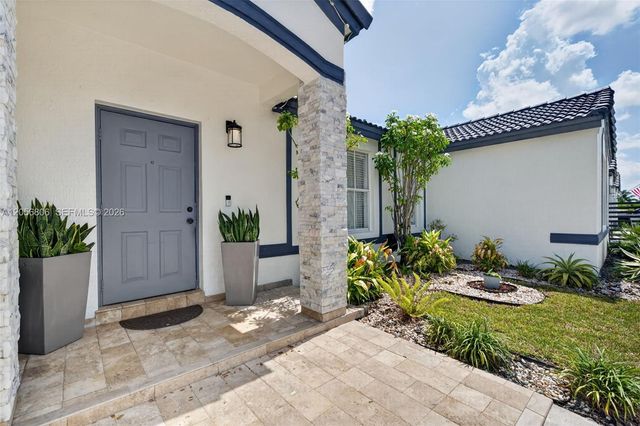 10704 SW 167th St, Miami, FL 33157
