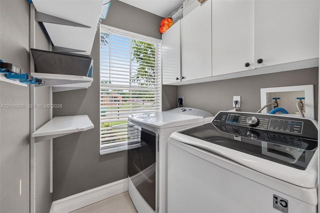 10704 SW 167th St, Miami, FL 33157