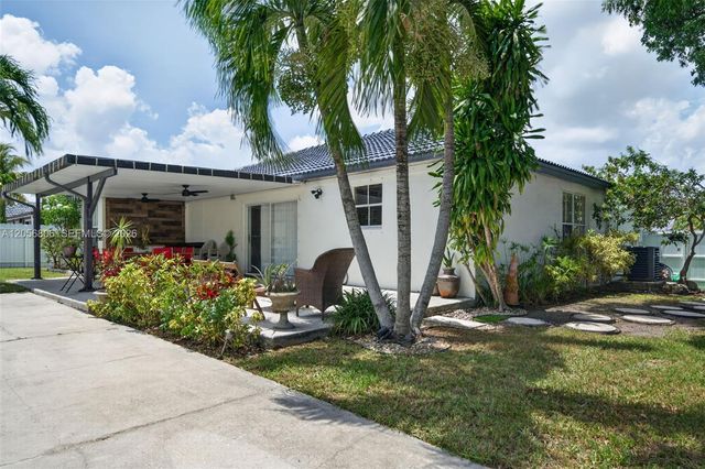 10704 SW 167th St, Miami, FL 33157