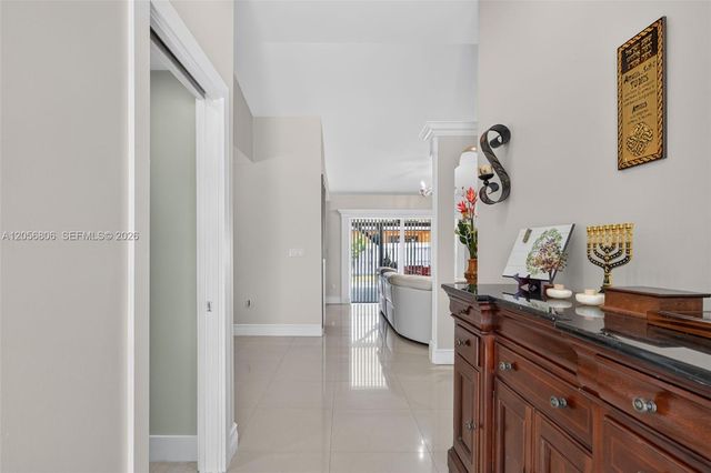 10704 SW 167th St, Miami, FL 33157