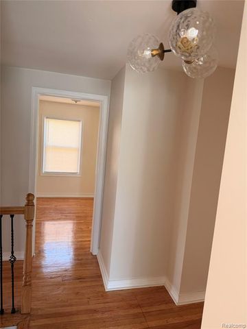 16130 Whitcomb Street, Detroit, MI 48235