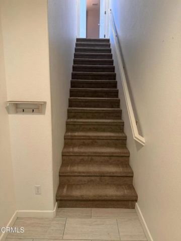 172 Beach Side Court, Ventura, CA 93001