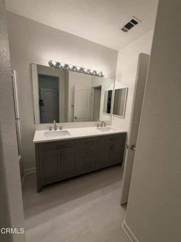 172 Beach Side Court, Ventura, CA 93001