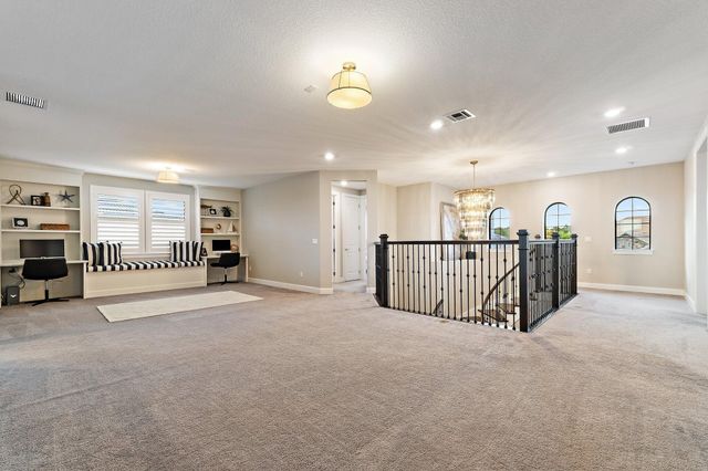 315 Sonoma Isles Circle, Jupiter, FL 33478