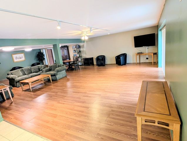 3505 Lakeview Drive 104, Hazel Crest, IL 60429