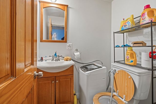 385 Centre St 1, Boston, MA 02122