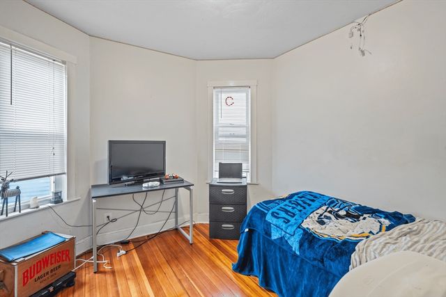 385 Centre St 1, Boston, MA 02122