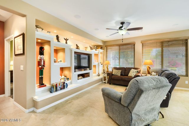 6738 W WILLOW Way, Florence, AZ 85132