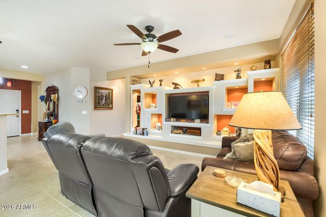6738 W WILLOW Way, Florence, AZ 85132
