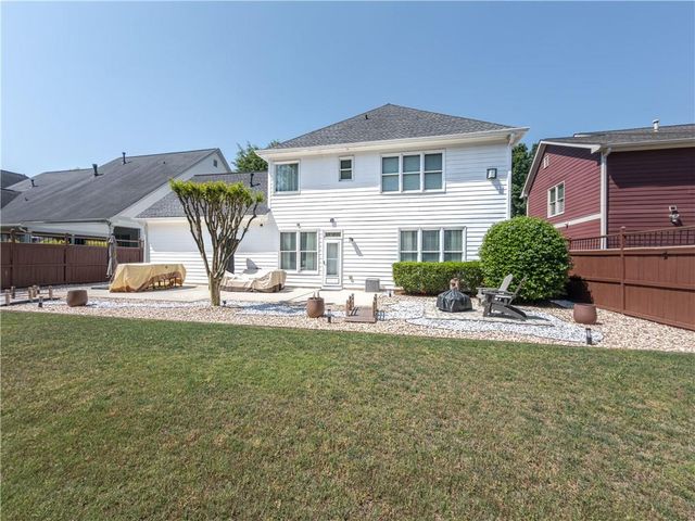 540 Warm Springs Court, Loganville, GA 30052