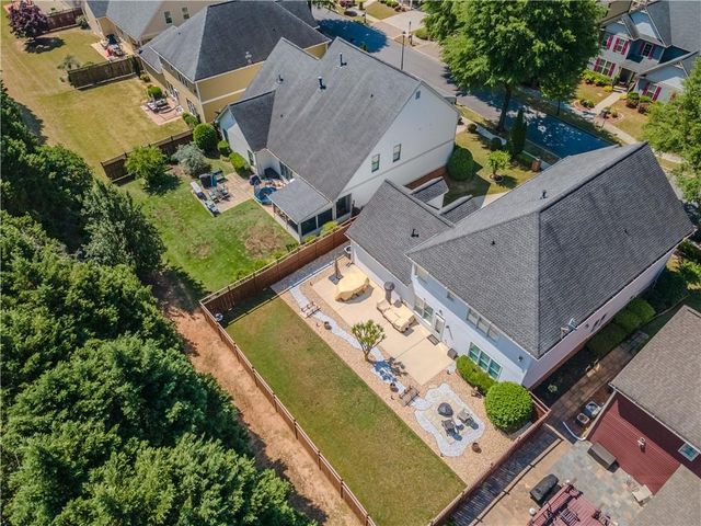 540 Warm Springs Court, Loganville, GA 30052