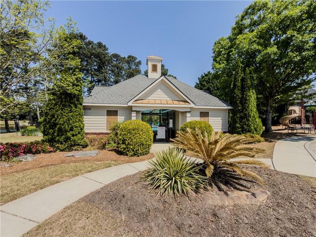 540 Warm Springs Court, Loganville, GA 30052