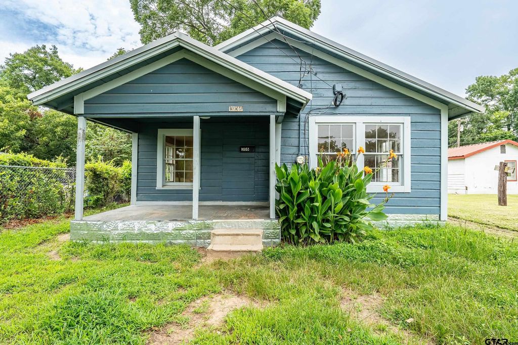 306 Dorothy Street, Jacksonville, TX 75766