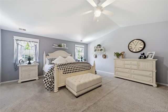 132 Willow Wood Drive, Oakdale, NY 11769
