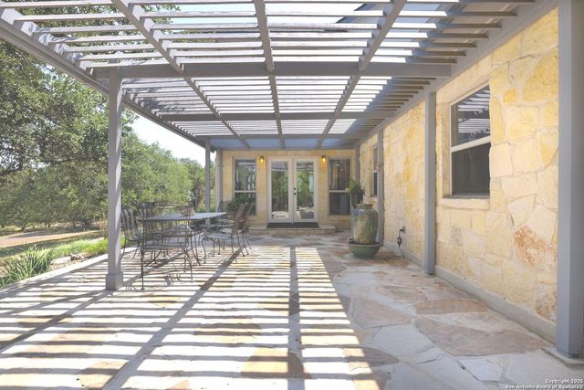 148 Lake Front Dr, Boerne, TX 78006