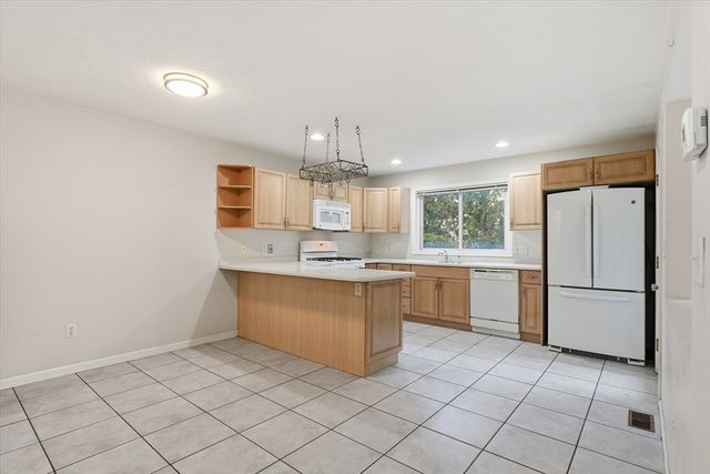 196 Algonquin Trail 196, Ashland, MA 01721