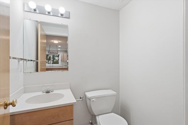 196 Algonquin Trail 196, Ashland, MA 01721