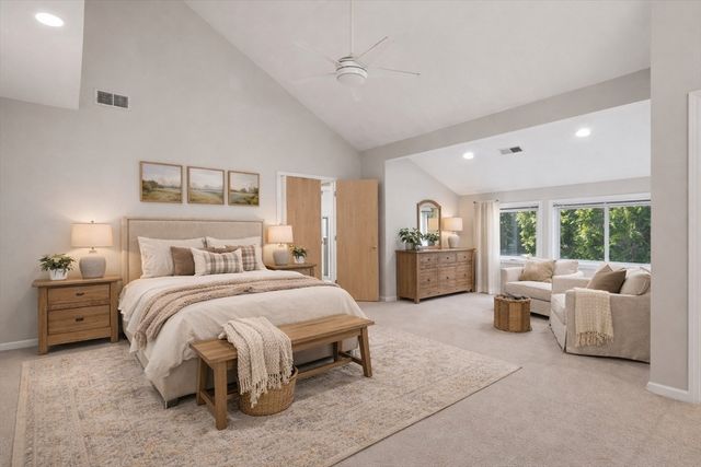 196 Algonquin Trail 196, Ashland, MA 01721