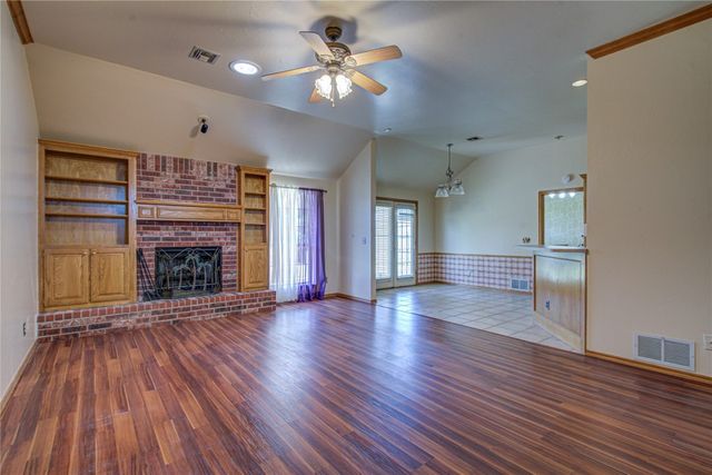 2900 SE 97th Street, Moore, OK 73160