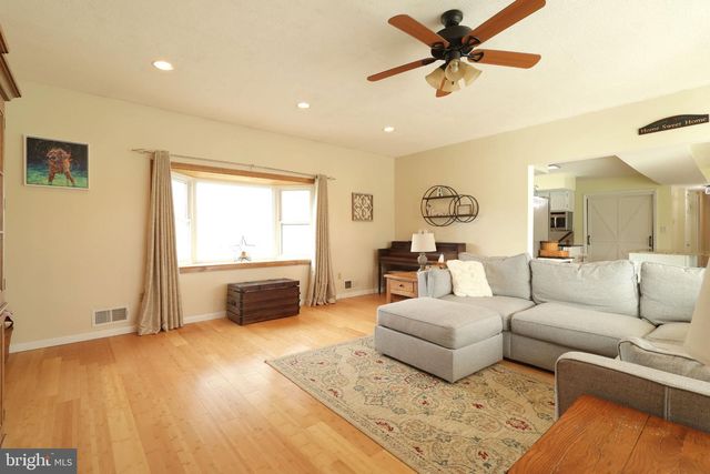 123 WALNUT RIDGE RD, Bellefonte, PA 16823