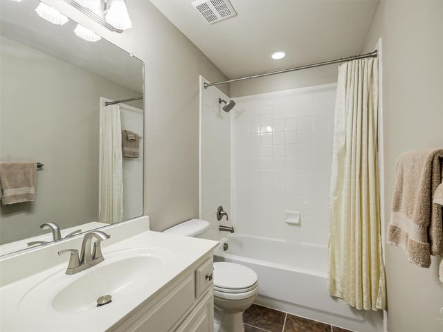 5654 Bay Meadows Drive, Frisco, TX 75034