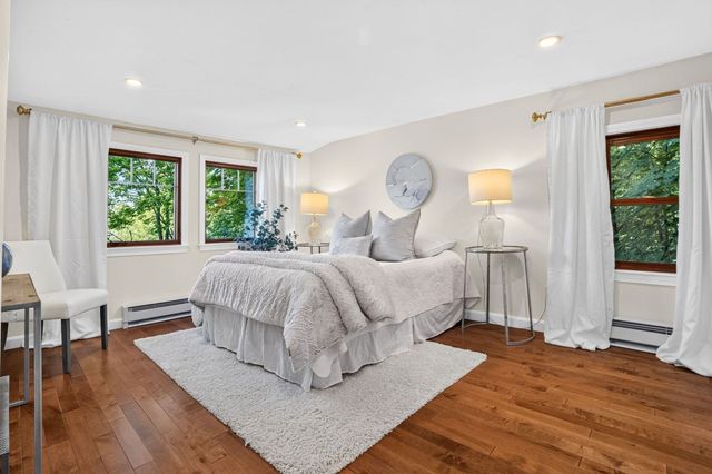 30R Morses Pond Road, Wellesley, MA 02428