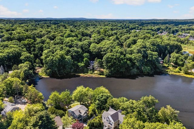 30R Morses Pond Road, Wellesley, MA 02428